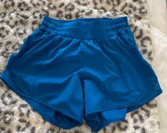 Lululemon Speed Up HighRise Lined Short .