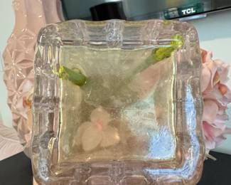 Artificial Hydrangea Arrangement in Glass Vase third image