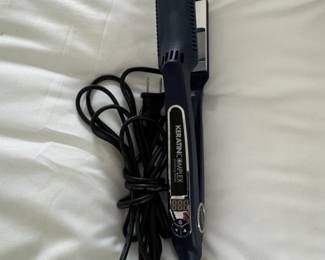 Keratin Complex Smoothing Therapy Flat Iron second image