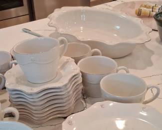 Juliska Berry  Thread Whitewash Dinnerware Set third image