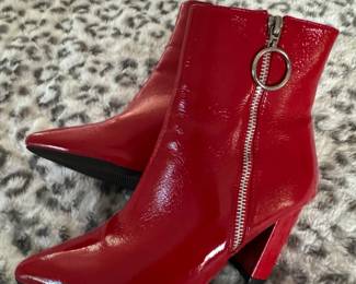Dream Pairs Womens Red Patent Leather Pointed Toe Ankle Boots second image