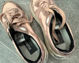 Golden Goose Running Sole Sneakers  Pink Suede and Nylon third image