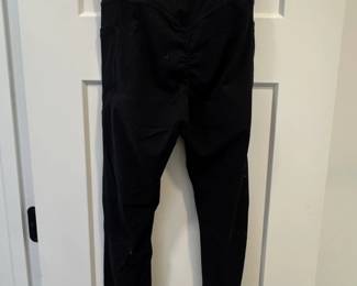 Halara XS or Leggings second image