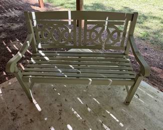 Garden Bench with Interlocking Circles Motif