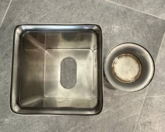 Silver Plated Tissue Box Cover and Waste Bin Set third image