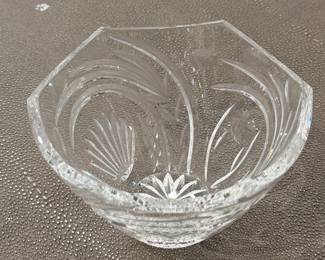 Cut Crystal Hexagonal Bowl with Fan and Starburst Motifs second image