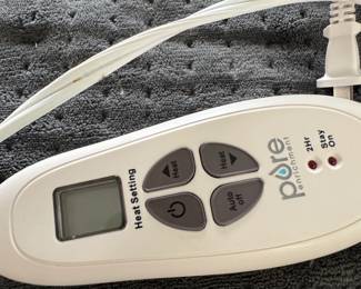 Pure Enrichment PureRelief XL Heating Pad x second image