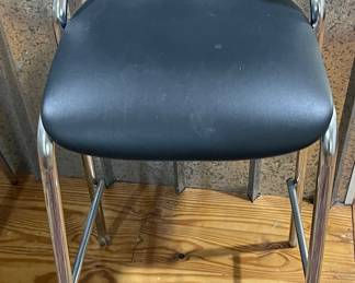 Set of 3 bar stools 