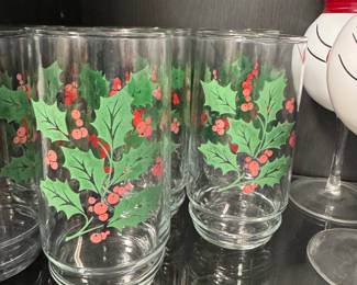 Indianna Glass holiday tumblers