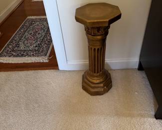 Column plant stand