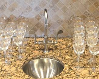 Lenox Classic Shell Gold Trim Stemware