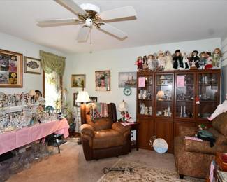 0372Family Room