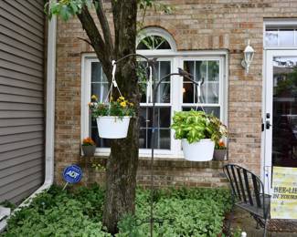 1132Front Yard