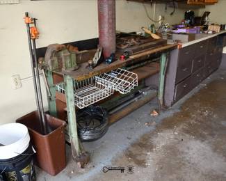 864Garage