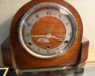 British Art Deco mantel clock 
