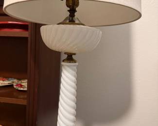 vintage milk glass table lamp
