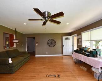 032Living Room