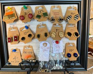 Men's cuff links and tie clips