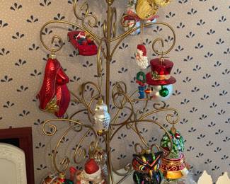 Gold ornament tree