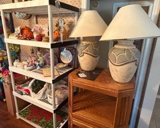 Beautiful lamps and two end tables