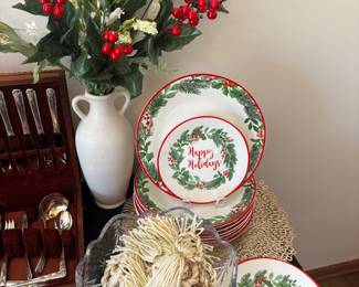 Happy Holidays China by Royal  Norfolk Service for 8 includes: 8 Dinner plates, 8 Salad plates and 8 tumblers