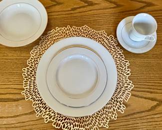 S.H.I. China "Golden Reflections"