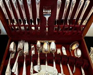 Community Plate flatware service for 12, hostess set and storage chest