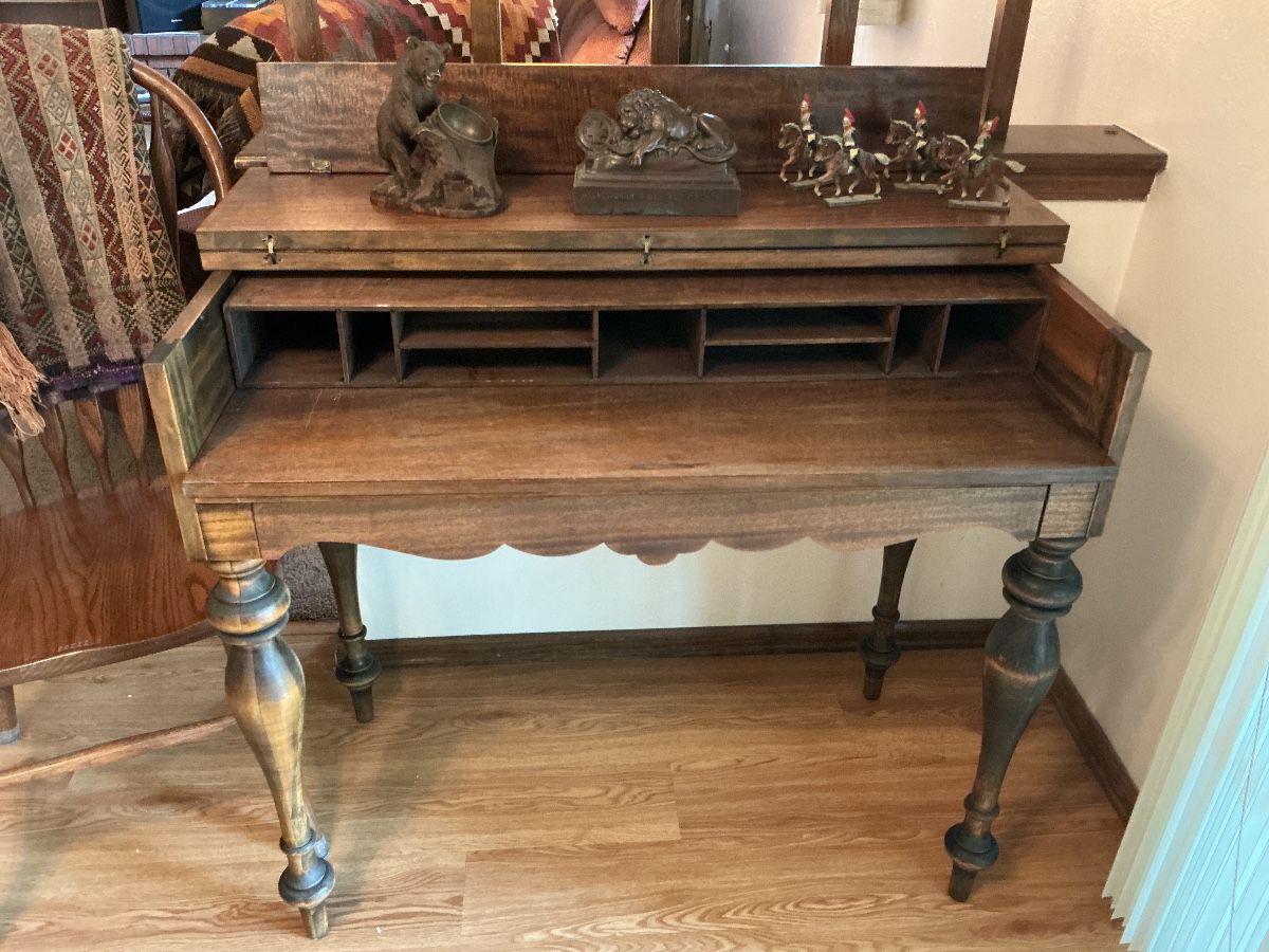 Desk and vintage items