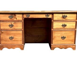 Chippendale Style Partners Desk With Bracket Feet & Scalloped Base