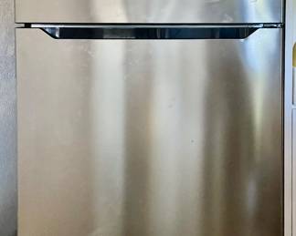 Insignia Refrigerator