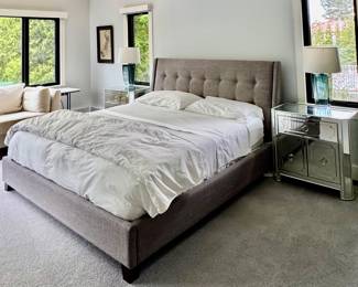 Upholstered Tufted King Bed