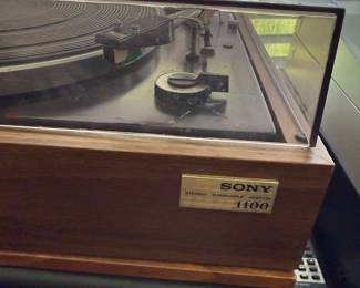 Sony PS-1100 Stereo Turntable System