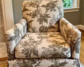 (2) Bernhardt Swivel Armchairs