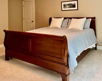 King Sleigh Bed