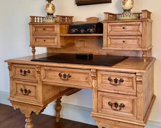 Pine Desk with Removable Top 