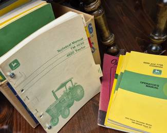 John Deere vintage and modern manuals