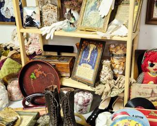 Vintage ladies items