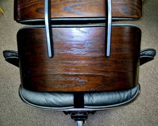 Plywood back and bottoms on both