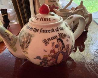 Snow White Teapot