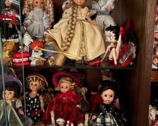 Marie Alexander Dolls