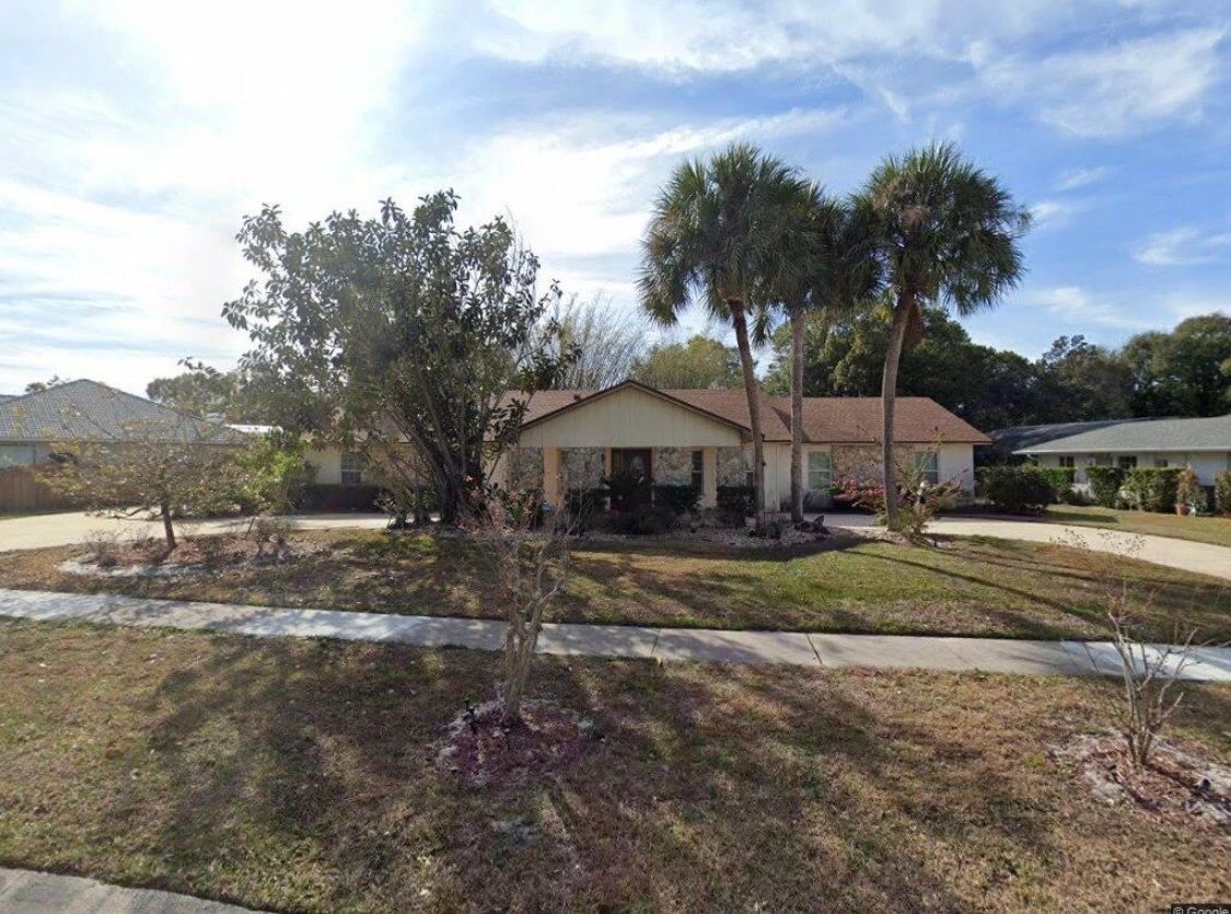 Picture of front of house for estate sale.  HOA will not allow any signs for estate sale