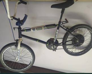 Huffy BMX Bicycle with Kickstand