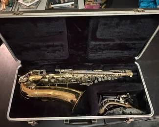 Bruescher Alto Saxophone. Aristrocrat.