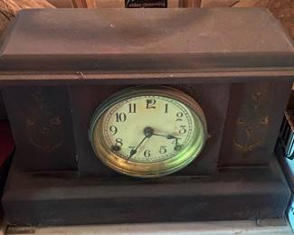 Mantle Clock
