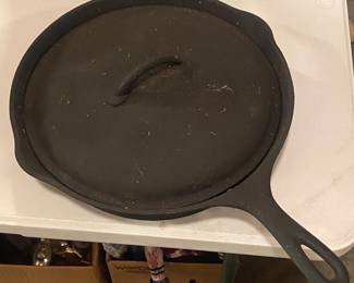 Wagner Covered Skillet (Lid not Marked)