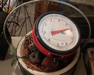 Vintage Store/Produce Hanging Scale