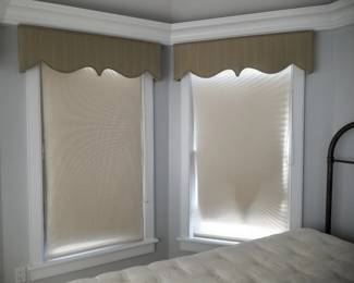 Window valances & blinds