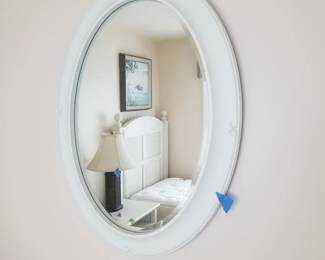 Wall mirror