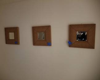 Mini decorative mirrors