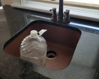 Wet bar sink